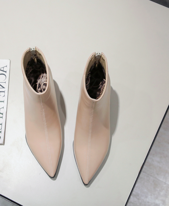 Abel_petite_beige_boots
