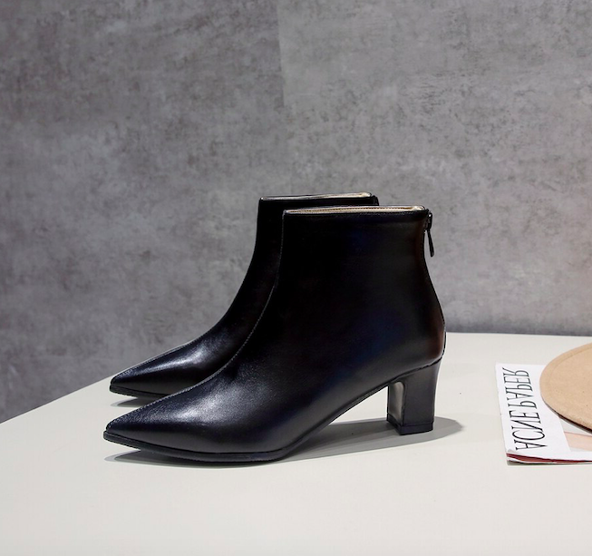 Abel_petite_pointed_boot