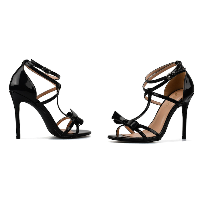 Aka-petite-small-size-sandals