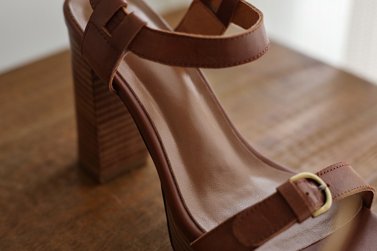 Alansa-small-sized-2-brown-sandals