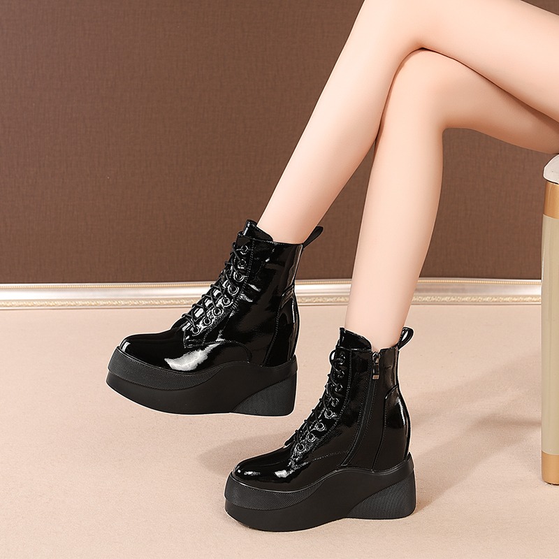 Hali-chunky-platform-goth-boot-small-feet-shoes