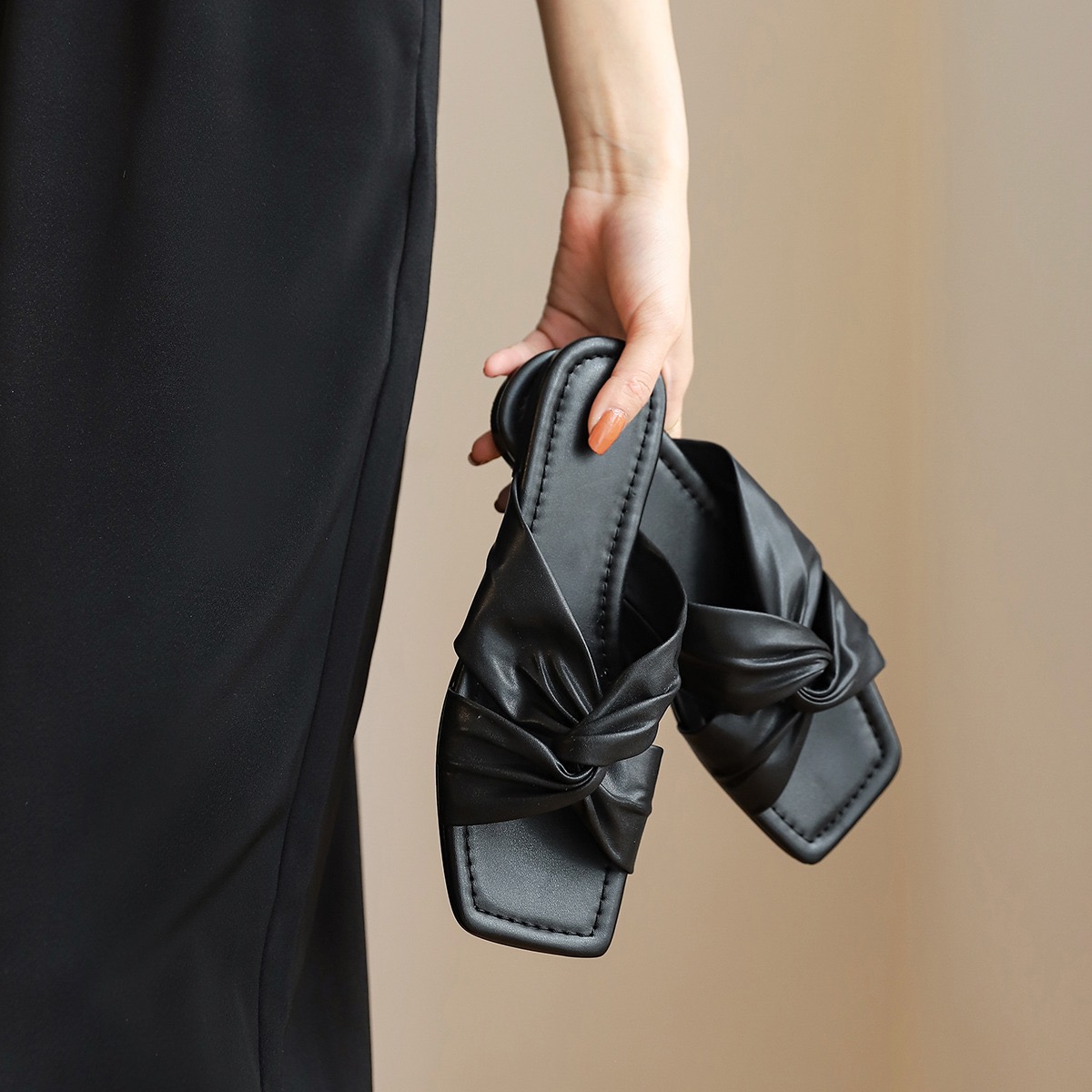 Kasar-small-size-petite-sandals