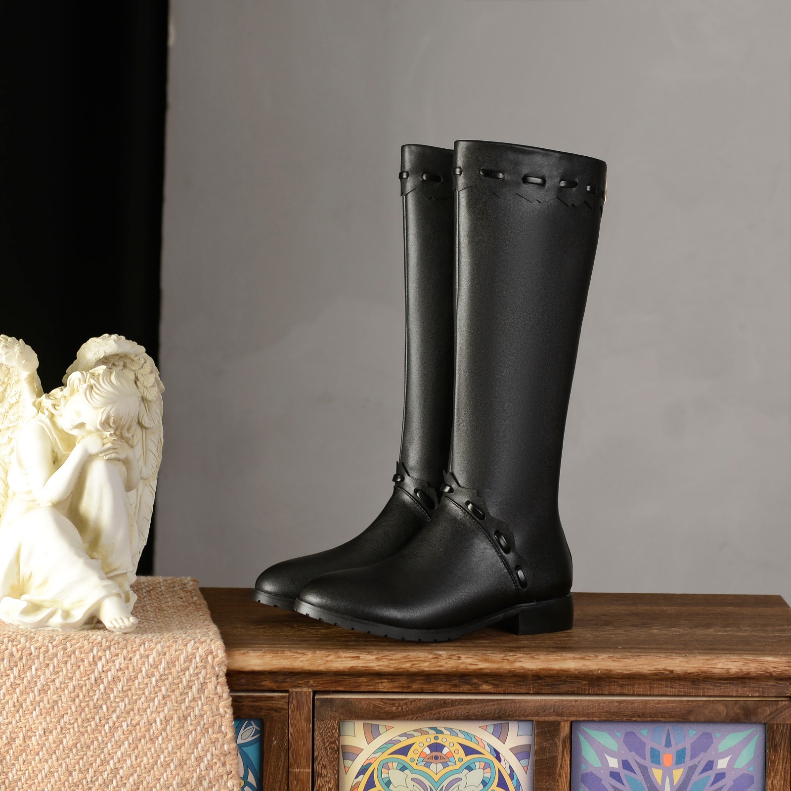 Koli-size33-size1-size2-size34-womens-boots