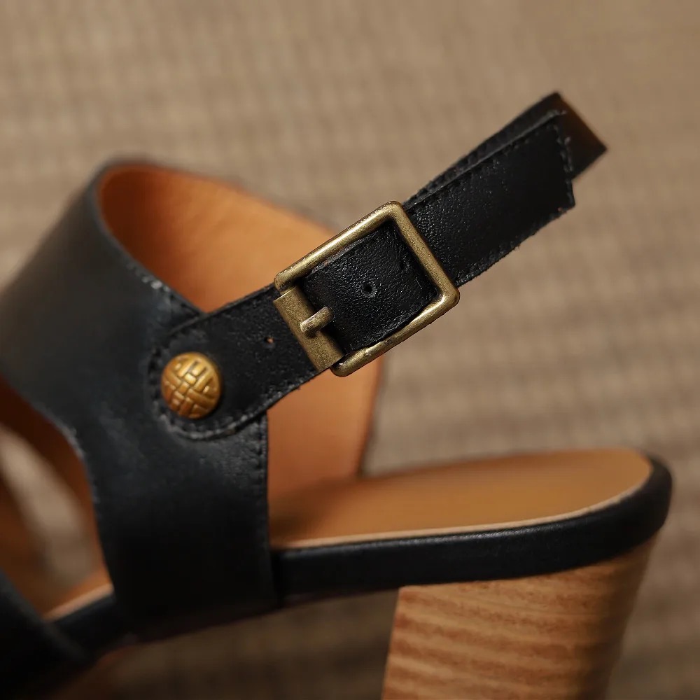 womens-size2-platforms-small-feet-shoes